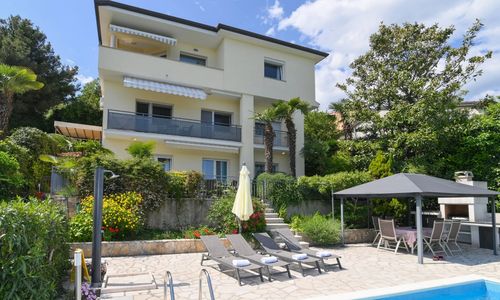 Apartment Grozić A1 Opatija
