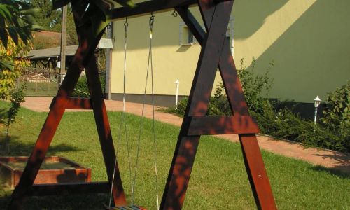 Napsugár Apartman Kistolmács