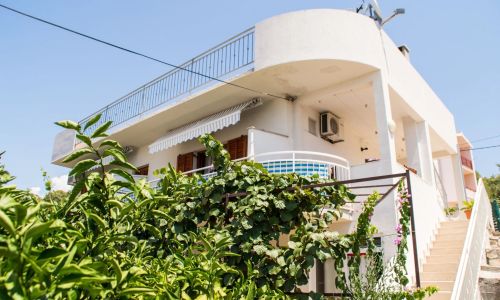 Apartmani Puljiz Trogir