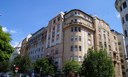 Green Door Family Apartment Budapest