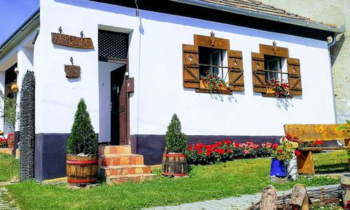 Bakonyi Kis-lak Bakonykoppány