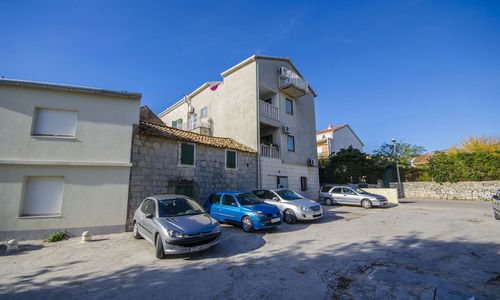 Apartments Mijo Kastel Stafilic