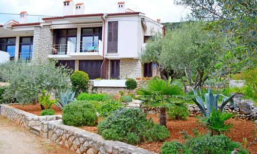 Apartments Marija Cres