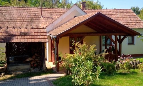 Barabásszegi Vendégház és Turista Pihenőhely Becsvölgye