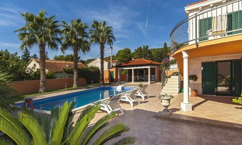Villa Rasotica 3 Palms Sumartin Brac Island