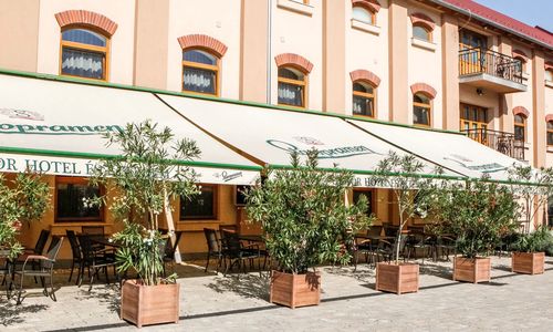 Hunor Hotel és Étterem Vásárosnamény