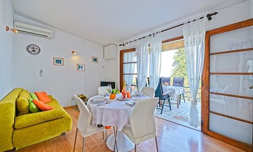 Nyaralóház Parkolóhellyel Postira, Brac - 6052 Postira