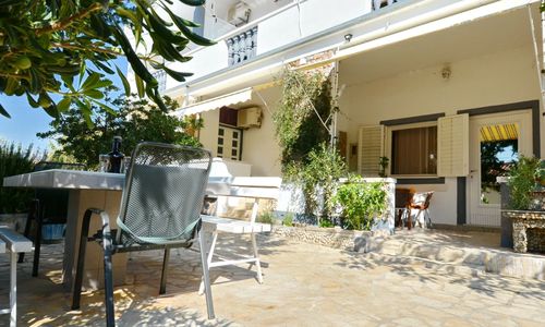 Aurora Apartmani Starigrad