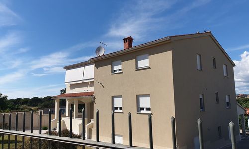 Apartmanok Parkolóhellyel Valbandon, Fazana - 7296 Valbandon