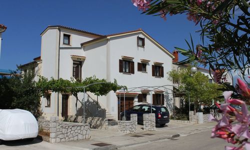 Apartmanok Parkolóhellyel Mali Losinj, Losinj - 7978 Mali Lošinj