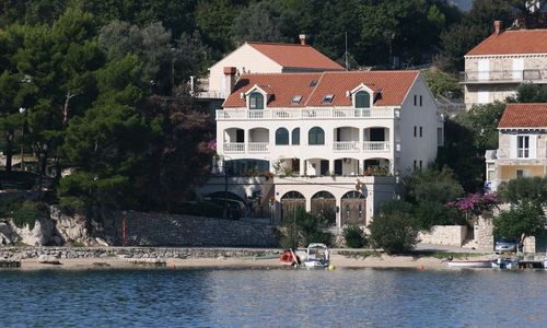 Szobák A Tenger Mellett Slano, Dubrovnik - 5205 Slano