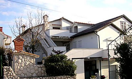 Apartmani Mikelić Kampor