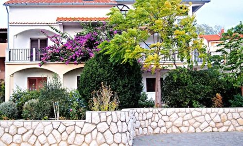 Apartmani Ivanić  Lopar