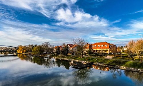 Regia Panzió és Étterem Halászi