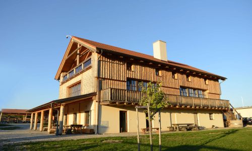 Hospodářský Dvůr Bohuslavice s.r.o.