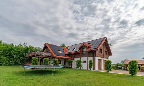 Dom Nad Krzywym