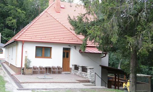 Borostyán Vendégház Répáshuta