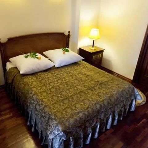 Hotel i Restauracja Pod Złotą Róża Kielce