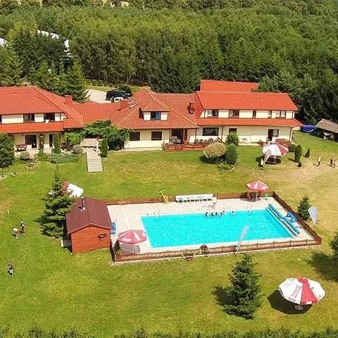 Kompleks Sportowo-Rekreacyjny  "Dom nad Jeziorem" Silnowo