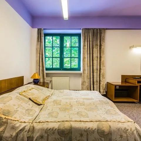 Szkolne Schronisko Młodzieżowe AGRYKOLA Warsaw