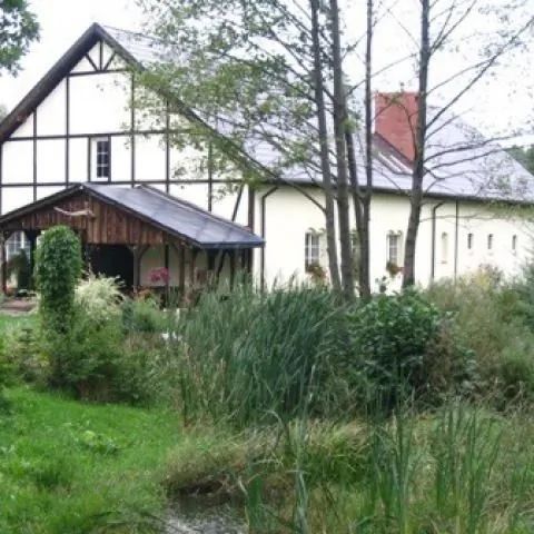 Pensjonat agroturystyczny Kalina. Obiekt oferujący całodzienne wyżywienie. Komorze