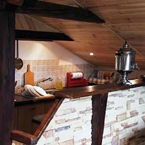 Stajnia Mandra . Agroturystyka .Stajnia koni rekreacyjnych . Korfowe