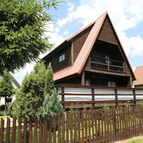 Domek letniskowy nad jeziorem Narie w miejscowości Gulbity k/Morąga Morąg