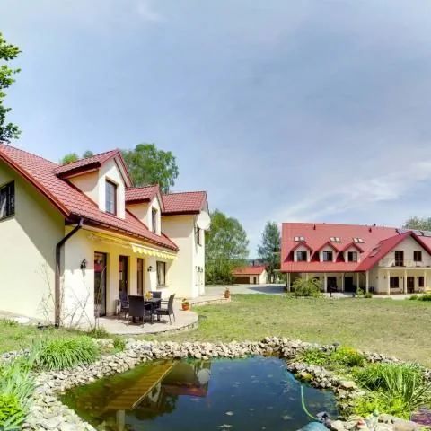 Leśny Dworek- Cisów