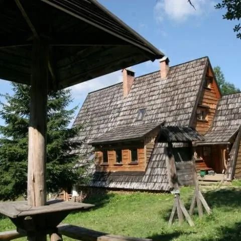 Noclegi UROCZYSKO Dwernik