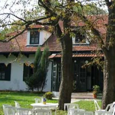 DWÓR- WOLA SĘKOWA Nowotaniec