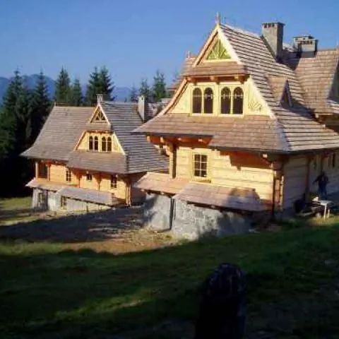 GÓRSKI DWOREK - KOŚCIELISKO