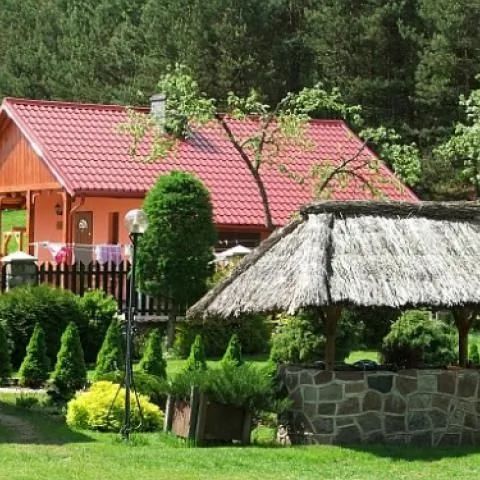 RANCZO W DOLINIE - Agroturystyka Dębnica Kaszubska