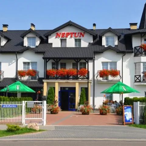 Pokoje Gościnne "Neptun" Rowy