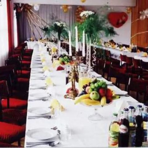 HOTELIK GŁUCHÓW