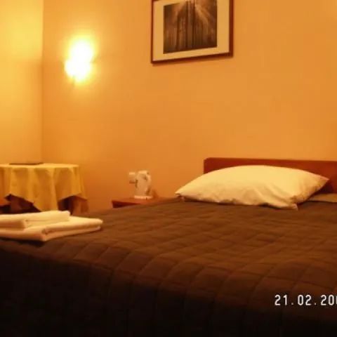 "SIEDEM ŚWIERKÓW" POKOJE HOTELOWE Szczecinek