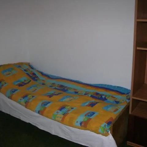 Domki kempingowe i pokoje. Agroturystyka - Wodnica