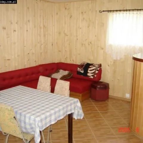 Domek nad jeziorem Narie Kretowiny