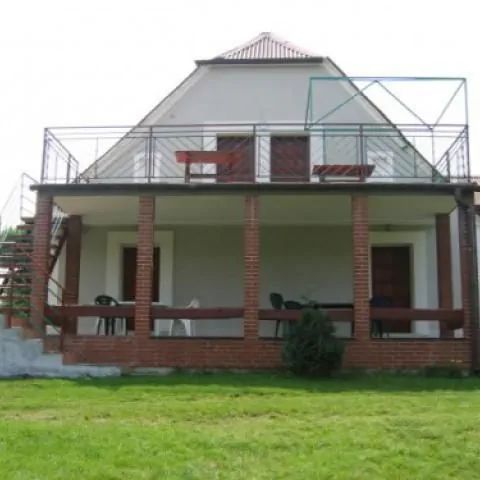 Pokoje Gościnne/ Skąpe