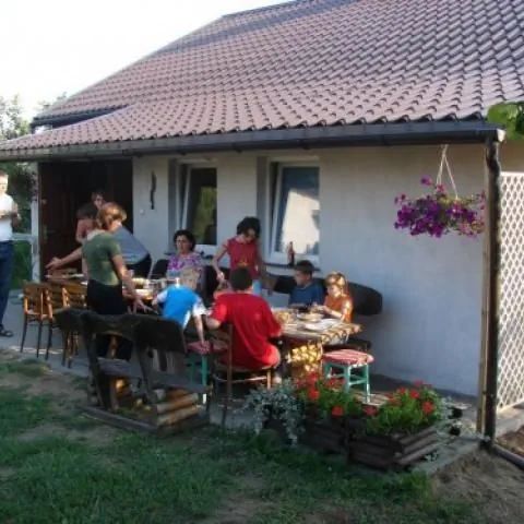 Agroturystyka Zarzeka - Zielone Wzgórze Wąwolnica