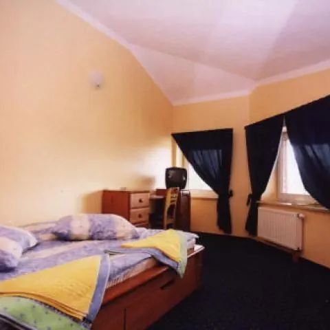 "Zatoka" Restauracja i Noclegi Ozorków