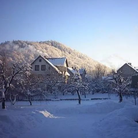 Domek nad rzeką. Stronie Śląskie