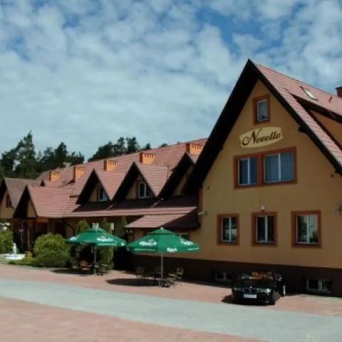 Dworek Novello Banino