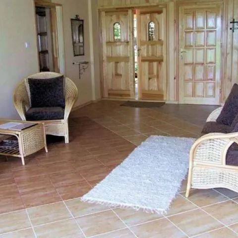 Apartamenty Gościnne i Galeria Sztuki KRESY Białowieża