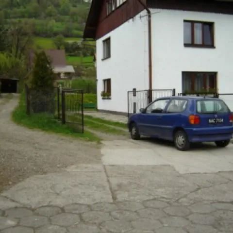 Nauczycielski Ośrodek Wczasowy Stara Kolonia Niedźwiedź