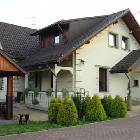 Dworek Złoty Róg Pensjonat i Restauracja Kraków