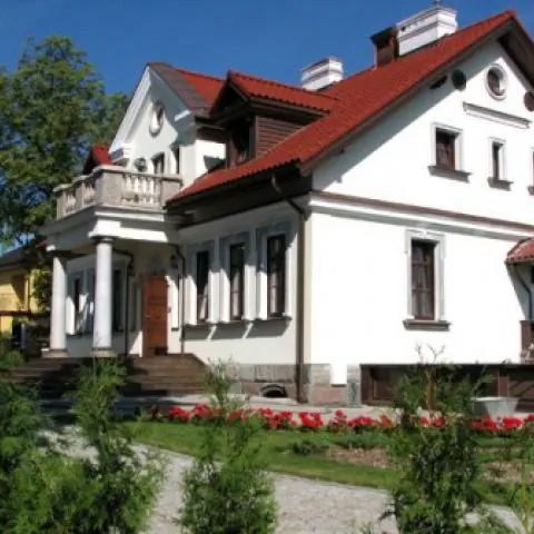Dworek w Opartowie Rajgród