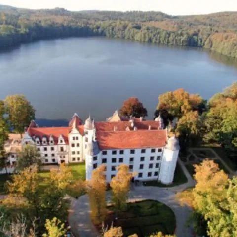 ***Hotel Podewils - XV-wieczny Zamek Rycerski w Krągu Krąg