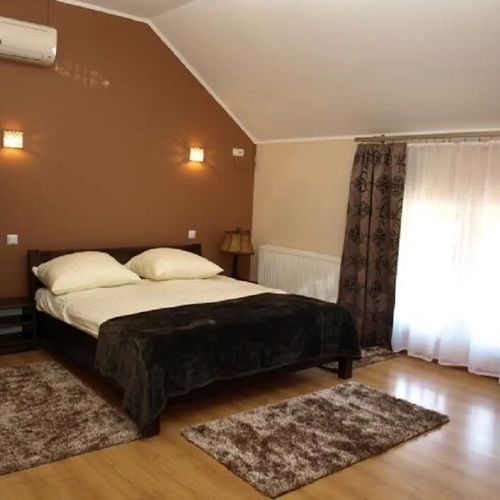 Centrum Gastronomiczno - Hotelarskie Warka