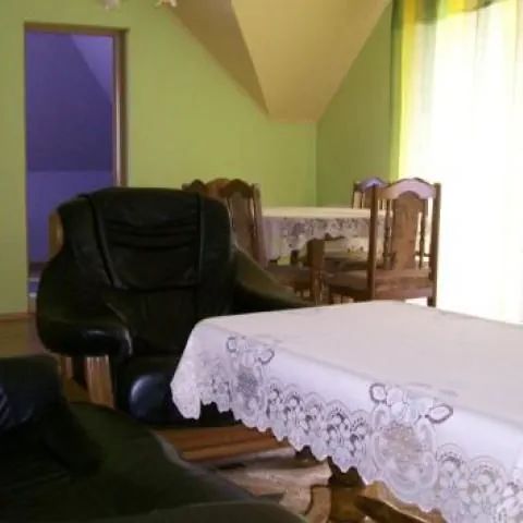 Apartament oraz domki letniskowe. Uherce Mineralne