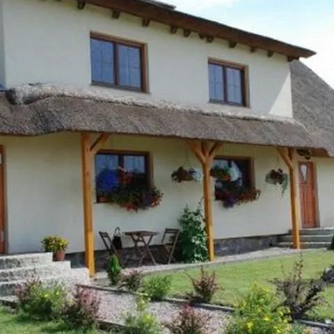 Bursztynowa Farma - Wicko